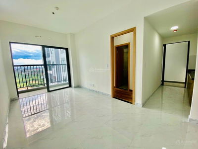 Saigon Avenue, Vietnam Saigon Avenue, Vietnam