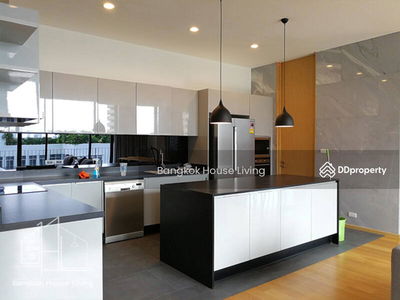 Vana Residence Sukhumvit 26, Bangkok, Thailand Vana Residence Sukhumvit 26, Bangkok, Thailand