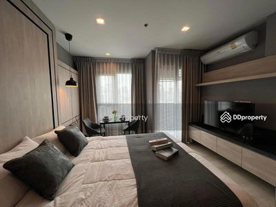 Life One Wireless, Bangkok, Thailand Life One Wireless, Bangkok, Thailand