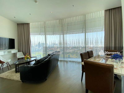 Magnolias Ratchadamri Boulevard, Bangkok, Thailand Magnolias Ratchadamri Boulevard, Bangkok, Thailand