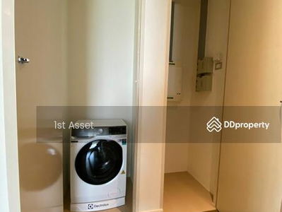 Magnolias Ratchadamri Boulevard, Bangkok, Thailand Magnolias Ratchadamri Boulevard, Bangkok, Thailand