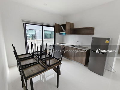 Lake Serene Rama II (Phase 4), Samut Sakhon, Thailand Lake Serene Rama II (Phase 4), Samut Sakhon, Thailand