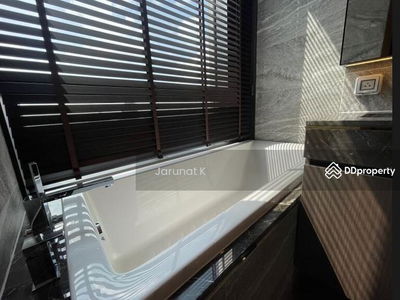 The Esse Sukhumvit 36, Bangkok, Thailand The Esse Sukhumvit 36, Bangkok, Thailand