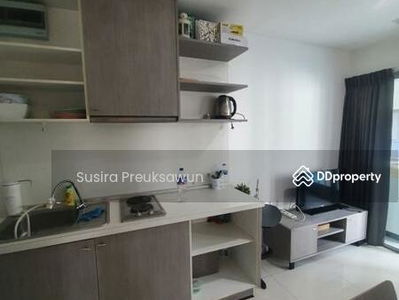 Whizdom@Punnawithi Station, Bangkok, Thailand Whizdom@Punnawithi Station, Bangkok, Thailand