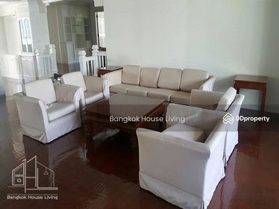 Shiva Tower, Bangkok, Thailand Shiva Tower, Bangkok, Thailand