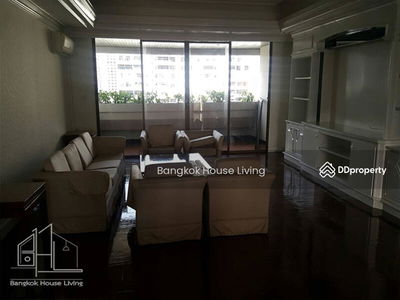 Shiva Tower, Bangkok, Thailand Shiva Tower, Bangkok, Thailand