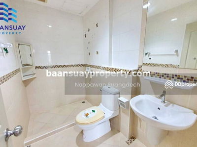 For rent, 3-story townhome with 5 air conditioners, Kaset-Nawamin Road, near Avenue Mall, Bangkok., Thailand For rent, 3-story townhome with 5 air conditioners, Kaset-Nawamin Road, near Avenue Mall, Bangkok., Thailand