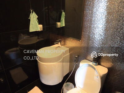 Rhythm Sukhumvit 36-38, Bangkok, Thailand Rhythm Sukhumvit 36-38, Bangkok, Thailand