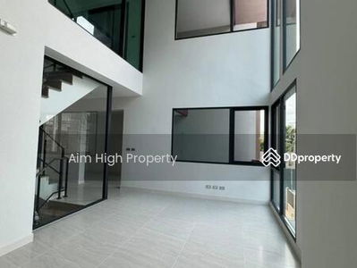 Baan Klang Muang Classe Sukhumvit 77, Bangkok, Thailand Baan Klang Muang Classe Sukhumvit 77, Bangkok, Thailand