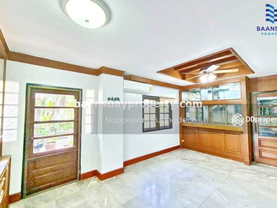 For rent, 2-story detached house, Chaengwattana Road, near the Pink Line. Chaengwattana Station 28, Nonthaburi, Thailand For rent, 2-story detached house, Chaengwattana Road, near the Pink Line. Chaengwattana Station 28, Nonthaburi, Thailand