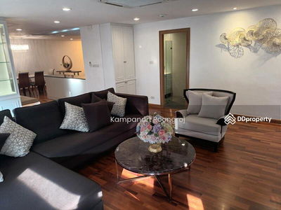 Acadamia Grand Tower, Bangkok, Thailand Acadamia Grand Tower, Bangkok, Thailand