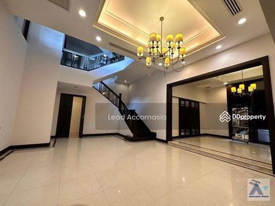 4 Bedrooms House for Rent in Sukhumvit, Bangkok near BTS Asok - MRT Sukhumvit at House with pool Ex, Bangkok, Thailand 4 Bedrooms House for Rent in Sukhumvit, Bangkok near BTS Asok - MRT Sukhumvit at House with pool Ex, Bangkok, Thailand