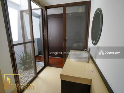 House in Compound, Bangkok, Thailand House in Compound, Bangkok, Thailand