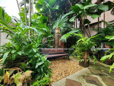 House in Compound, Bangkok, Thailand House in Compound, Bangkok, Thailand