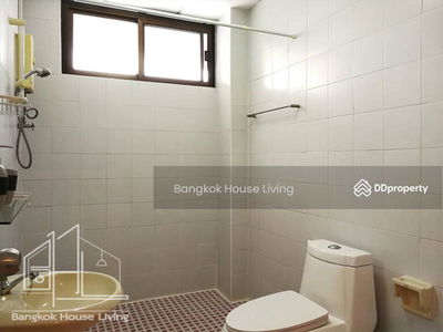 Swasdi Mansion, Bangkok, Thailand Swasdi Mansion, Bangkok, Thailand