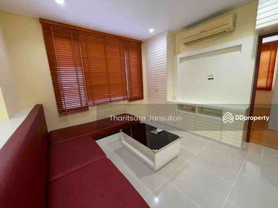 Villa Sathorn, Bangkok, Thailand Villa Sathorn, Bangkok, Thailand