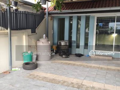 Lat Phrao 101, Bangkok, Thailand Lat Phrao 101, Bangkok, Thailand