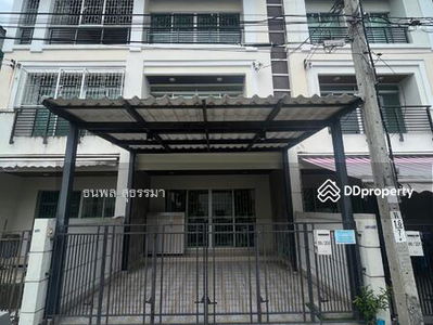 For rent, Baan Klang Muang Sathorn Taksin 1/ 3 bedrooms, 3 bathrooms / 20 square wah, 170 square meters, fully furnished, Bangkok, Thailand For rent, Baan Klang Muang Sathorn Taksin 1/ 3 bedrooms, 3 bathrooms / 20 square wah, 170 square meters, fully furnished, Bangkok, Thailand