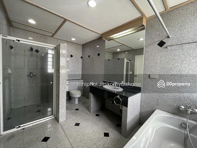 Charoenjai Place, Bangkok, Thailand Charoenjai Place, Bangkok, Thailand