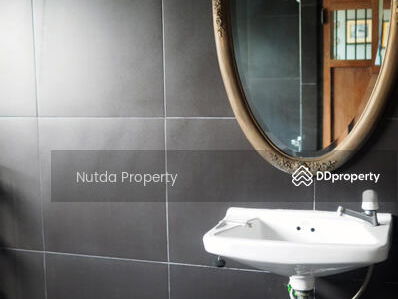 Townhome Sukhumvit 50, Bangkok, Thailand Townhome Sukhumvit 50, Bangkok, Thailand