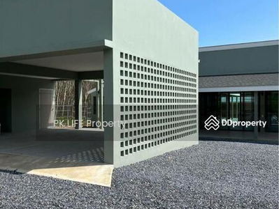 Housing in Ban Ratsada, Thailand Housing in Ban Ratsada, Thailand