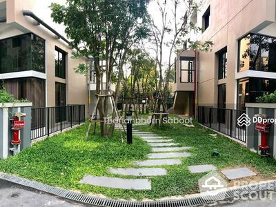 Blossom Condo@Sathorn-Charoenrat, Bangkok, Thailand Blossom Condo@Sathorn-Charoenrat, Bangkok, Thailand