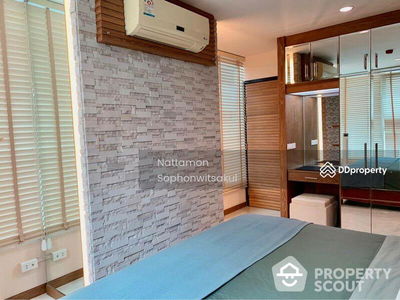 Sukhumvit Living Town, Bangkok, Thailand Sukhumvit Living Town, Bangkok, Thailand