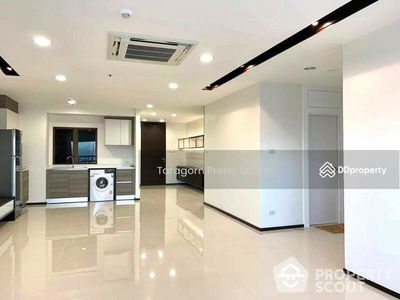 Central City East Tower, Bangkok, Thailand Central City East Tower, Bangkok, Thailand