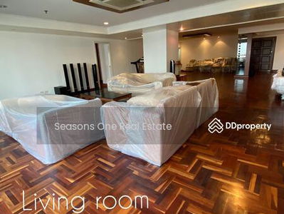 For Rent, Large Condo, 3 bedrooms, Soi Sukhumvit 11, Bangkok., Thailand For Rent, Large Condo, 3 bedrooms, Soi Sukhumvit 11, Bangkok., Thailand