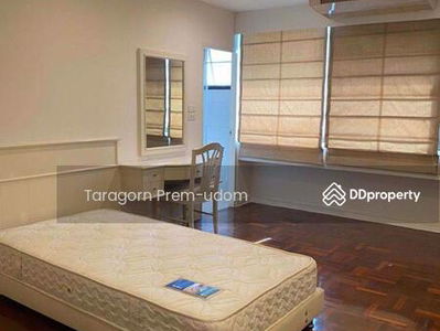 The Habitat Sukhumvit 53, Bangkok, Thailand The Habitat Sukhumvit 53, Bangkok, Thailand