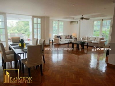 Navin Mansion, Bangkok, Thailand Navin Mansion, Bangkok, Thailand