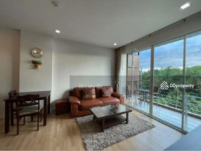 Green Lake Sriracha, Chon Buri, Thailand Green Lake Sriracha, Chon Buri, Thailand