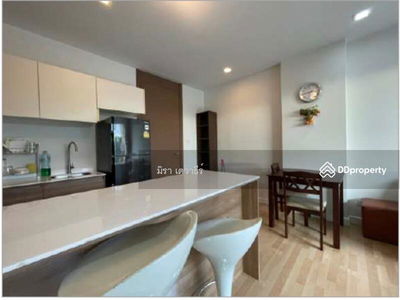 Green Lake Sriracha, Chon Buri, Thailand Green Lake Sriracha, Chon Buri, Thailand