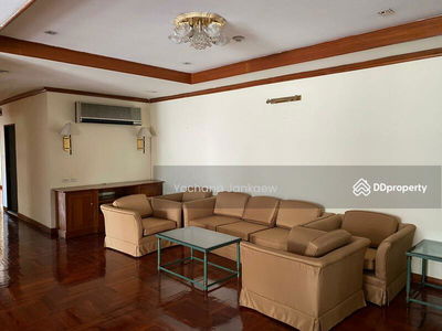 Sriratana Mansion 2, Bangkok, Thailand Sriratana Mansion 2, Bangkok, Thailand