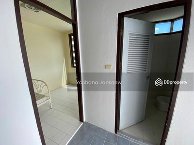 Sriratana Mansion 2, Bangkok, Thailand Sriratana Mansion 2, Bangkok, Thailand