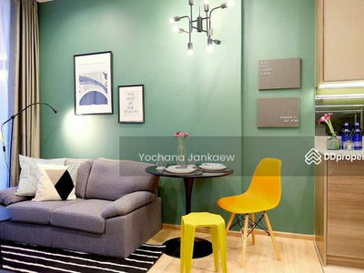 The Line Phahon-Pradipat, Bangkok, Thailand The Line Phahon-Pradipat, Bangkok, Thailand