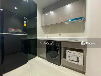 Life Asoke-Rama 9, Bangkok, Thailand Life Asoke-Rama 9, Bangkok, Thailand