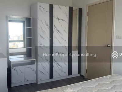 Rich Park @ Triple Station, Bangkok, Thailand Rich Park @ Triple Station, Bangkok, Thailand