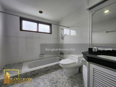 Sethiwan Palace Sukhumvit 4, Bangkok, Thailand Sethiwan Palace Sukhumvit 4, Bangkok, Thailand