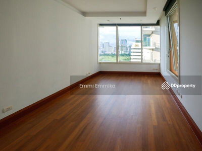 Baan Ratchadamri Condominium, Bangkok, Thailand Baan Ratchadamri Condominium, Bangkok, Thailand