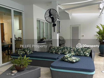 Housing in Ban Chalong, Thailand Housing in Ban Chalong, Thailand