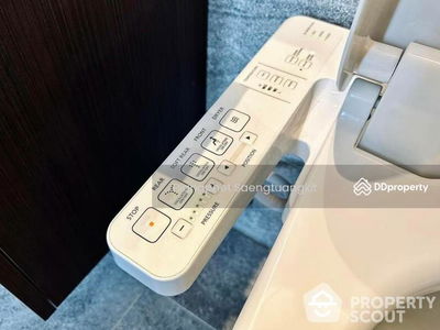 The Esse Sukhumvit 36, Bangkok, Thailand The Esse Sukhumvit 36, Bangkok, Thailand