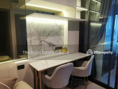 Life Asoke-Rama 9, Bangkok, Thailand Life Asoke-Rama 9, Bangkok, Thailand