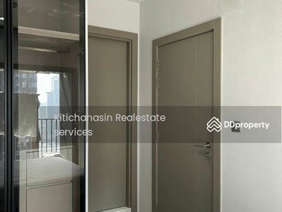 Life Asoke-Rama 9, Bangkok, Thailand Life Asoke-Rama 9, Bangkok, Thailand