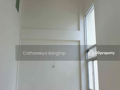 10230, Bangkok, Thailand 10230, Bangkok, Thailand