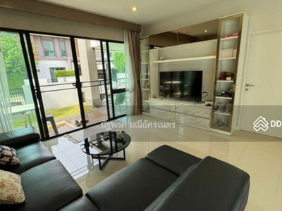 Burasiri Pattanakarn, Bangkok, Thailand Burasiri Pattanakarn, Bangkok, Thailand