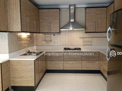 10110, Bangkok, Thailand 10110, Bangkok, Thailand