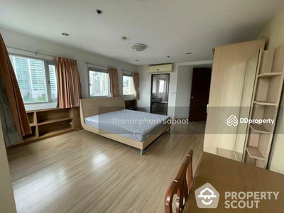 P.W.T. Mansion, Bangkok, Thailand P.W.T. Mansion, Bangkok, Thailand