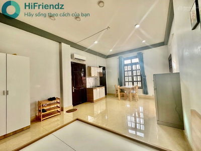 Pham Van Dong Street, Vietnam Pham Van Dong Street, Vietnam