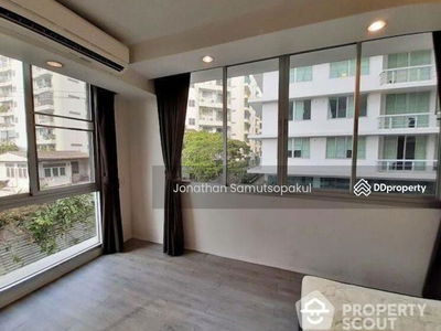 Waterford Sukhumvit 50 condominium, Bangkok, Thailand Waterford Sukhumvit 50 condominium, Bangkok, Thailand